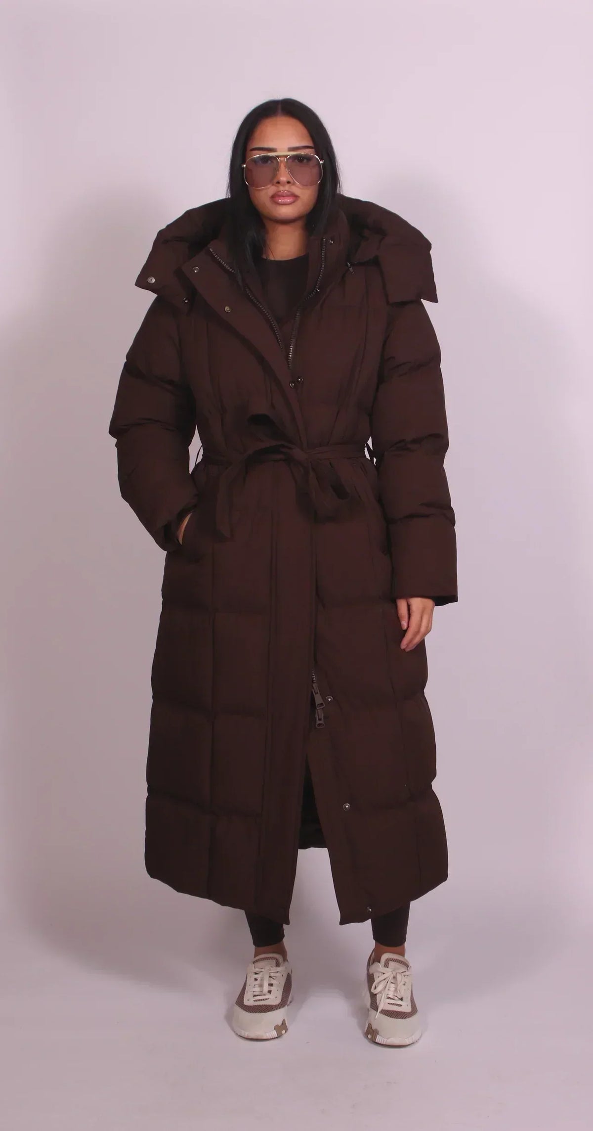 Amina | Langer Gürtel-Puffer-Mantel