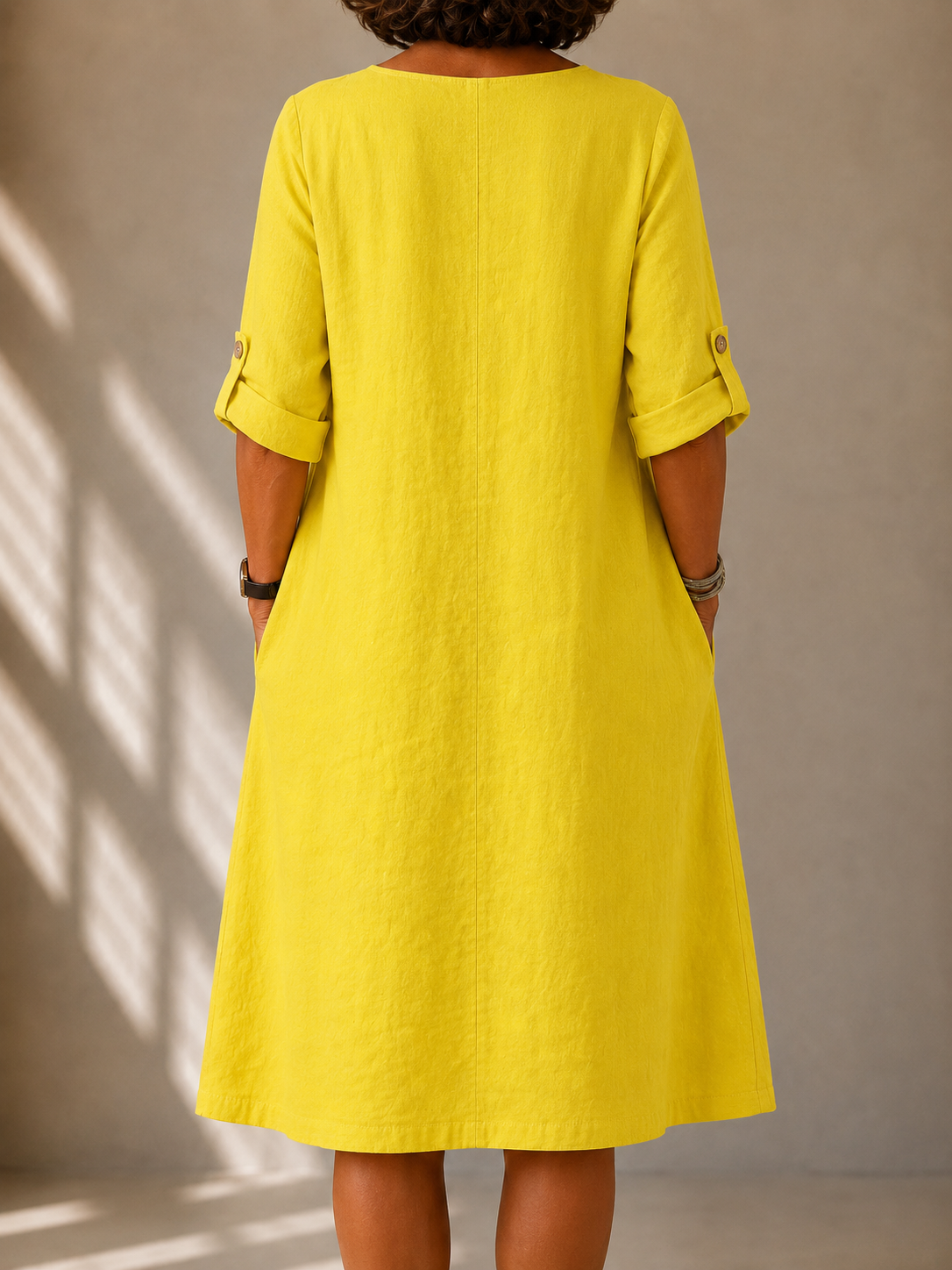 Claudia | Fließendes V-Ausschnitt Kleid