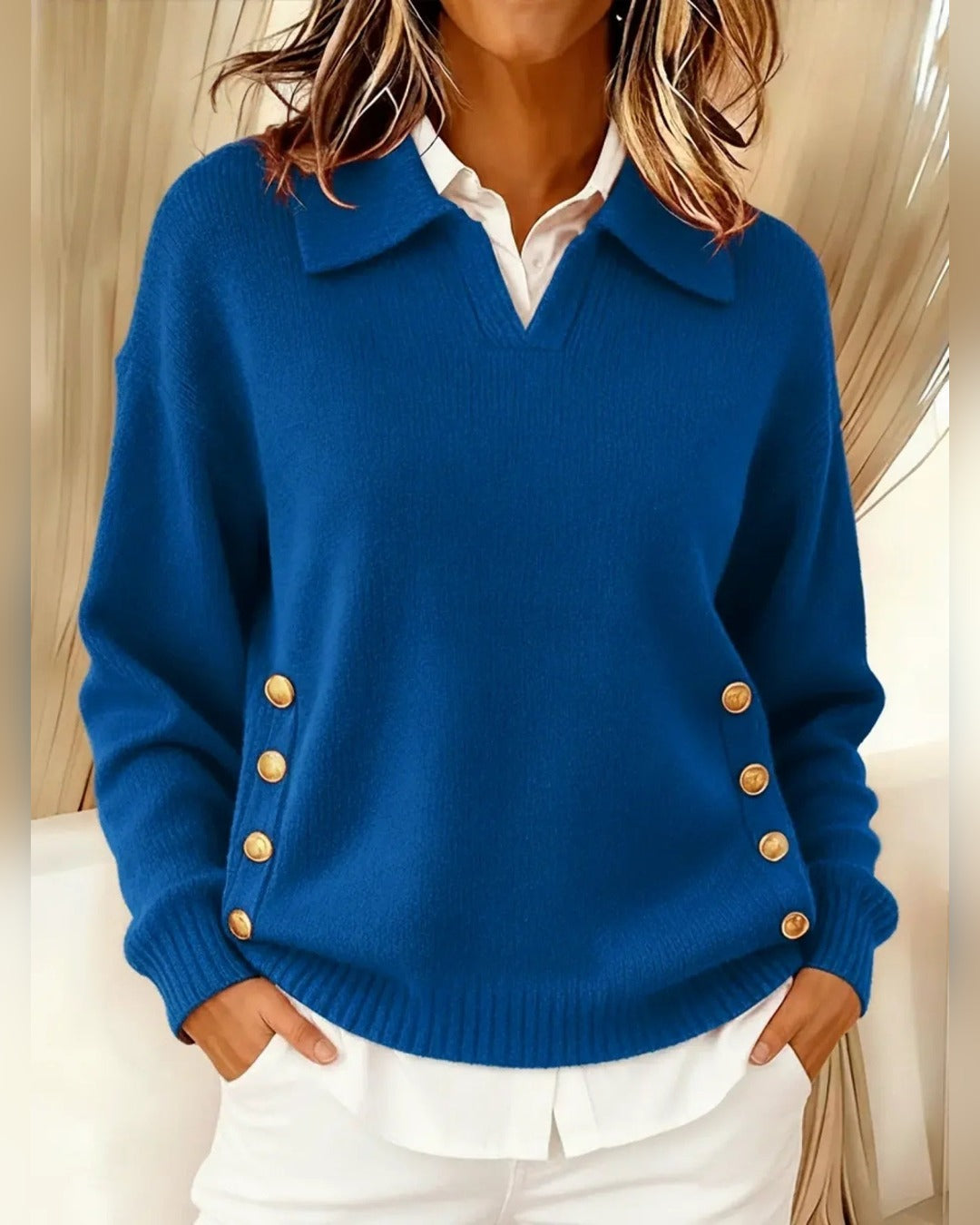 Christa | Pullover mit Polokragen und Knöpfen – Blau