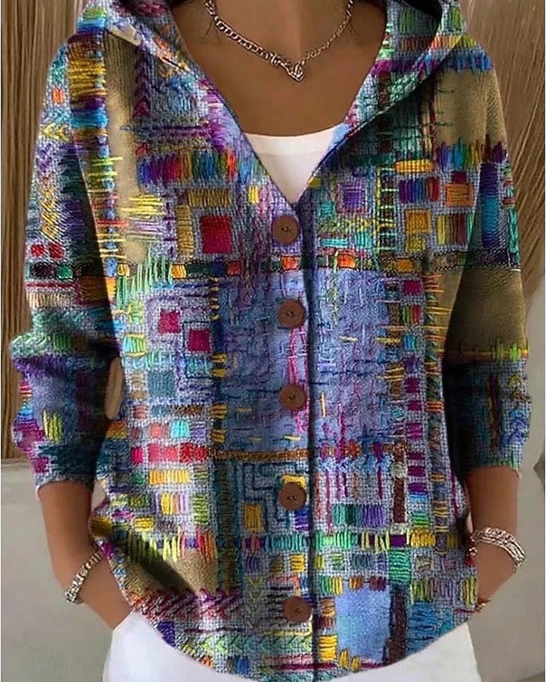 Elfriede | Kapuzen-Strickjacke mit Patchwork-Print – Violett