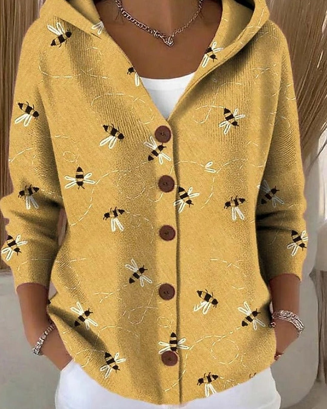 Elfriede | Kapuzen-Strickjacke mit Patchwork-Print – Gelb