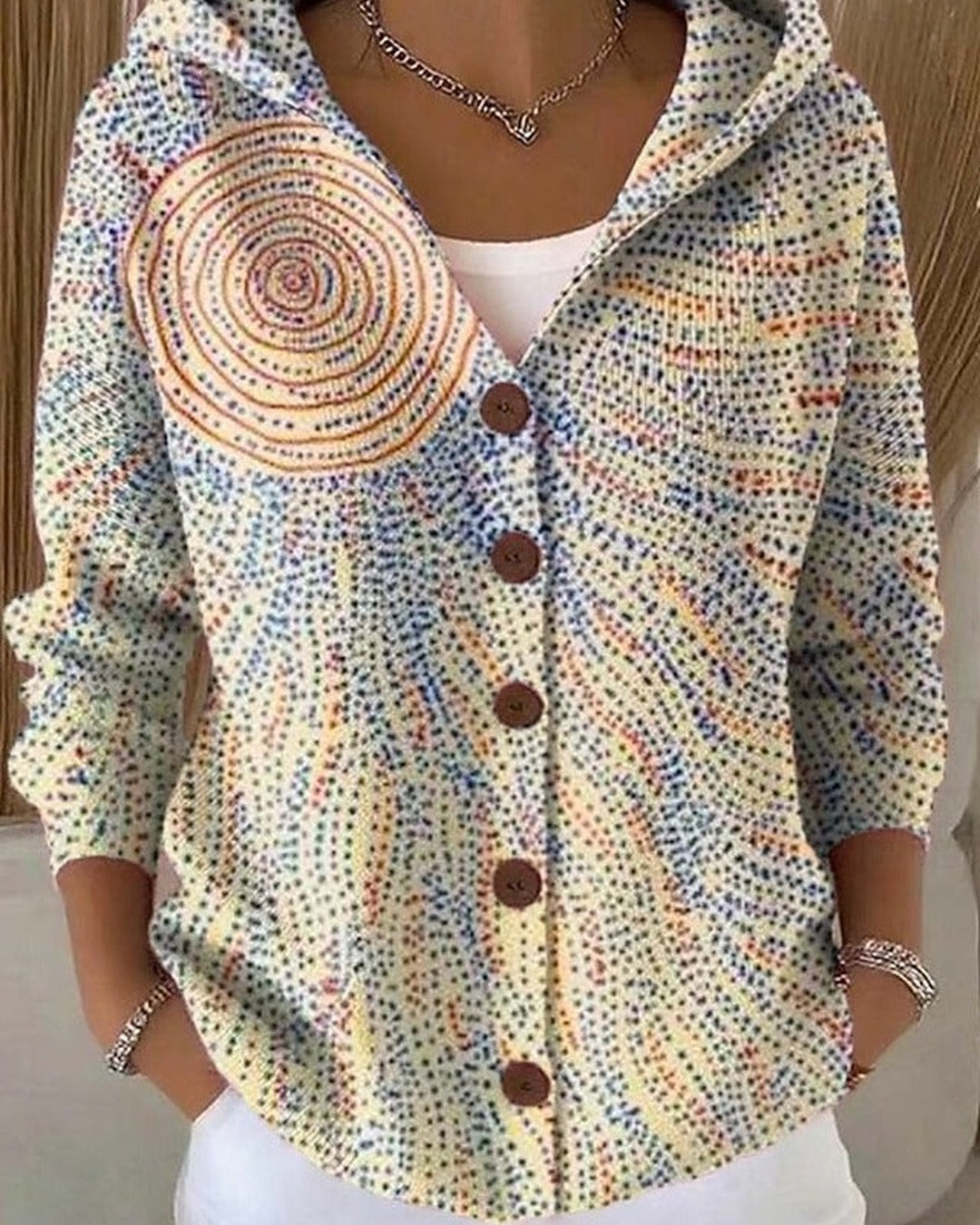 Elfriede | Kapuzen-Strickjacke mit Patchwork-Print – Hellgelb