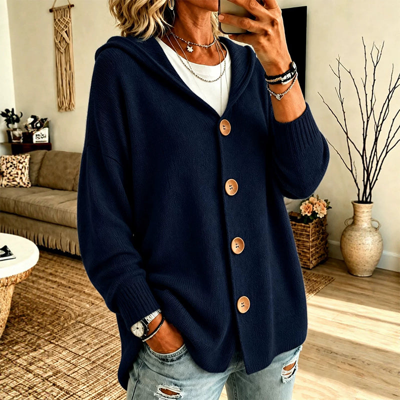 Lotta | Kapuzen-Strickjacke mit Knöpfen – Marineblau