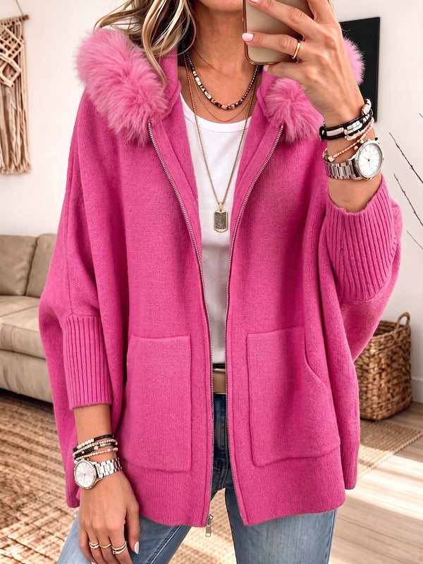 Brynja – Strickcardigan mit Fellkapuze