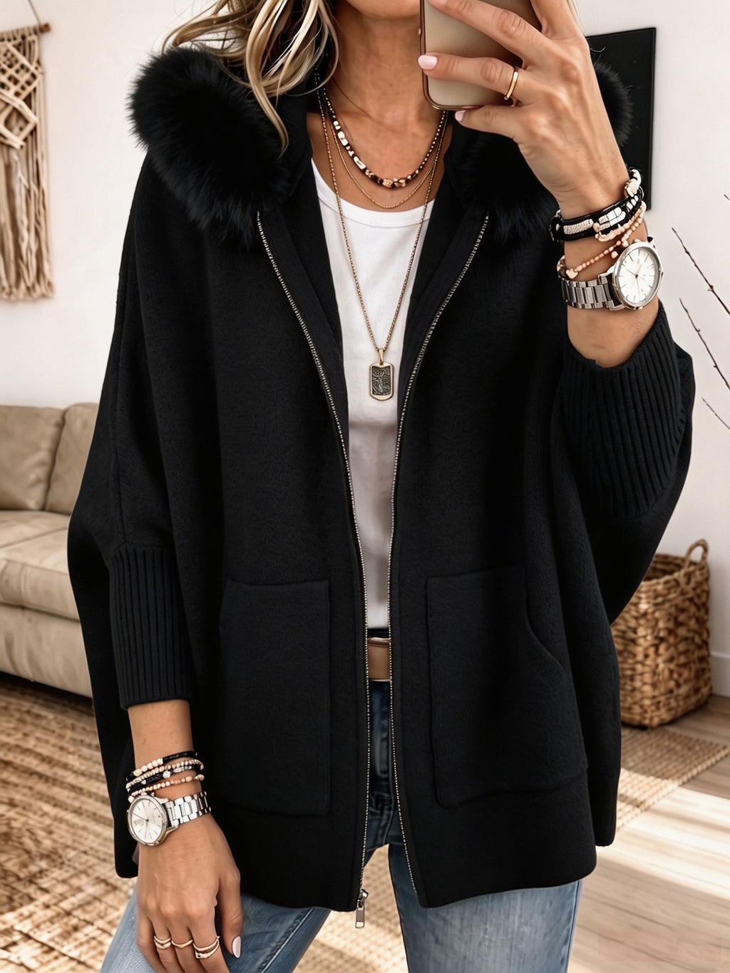 Brynja – Strickcardigan mit Fellkapuze