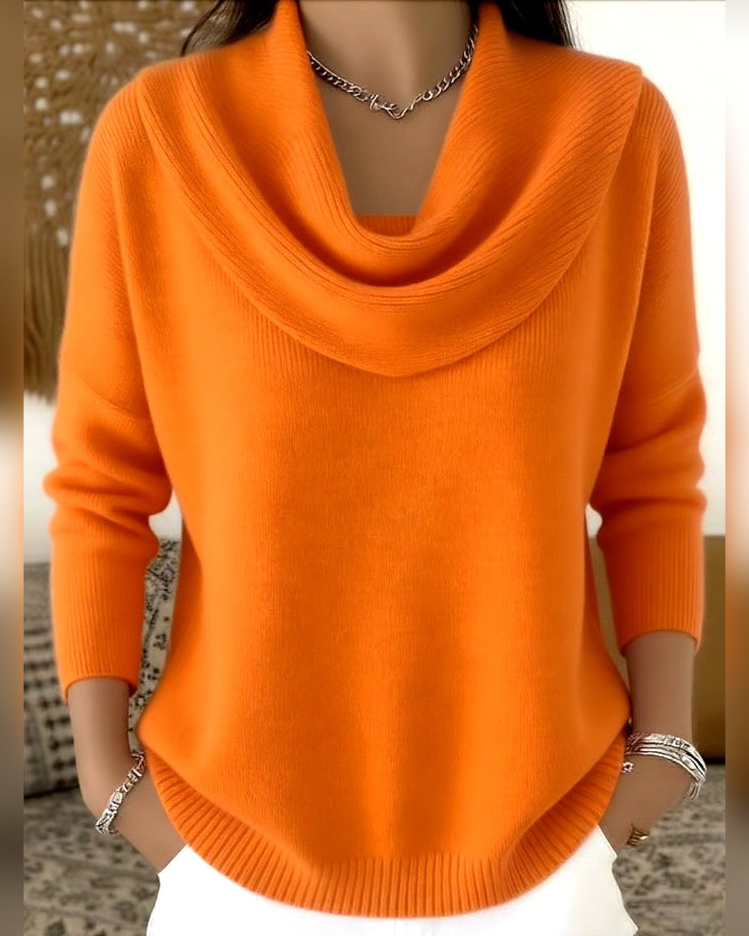 Theresa | Pullover mit Wasserfallkragen – Orange