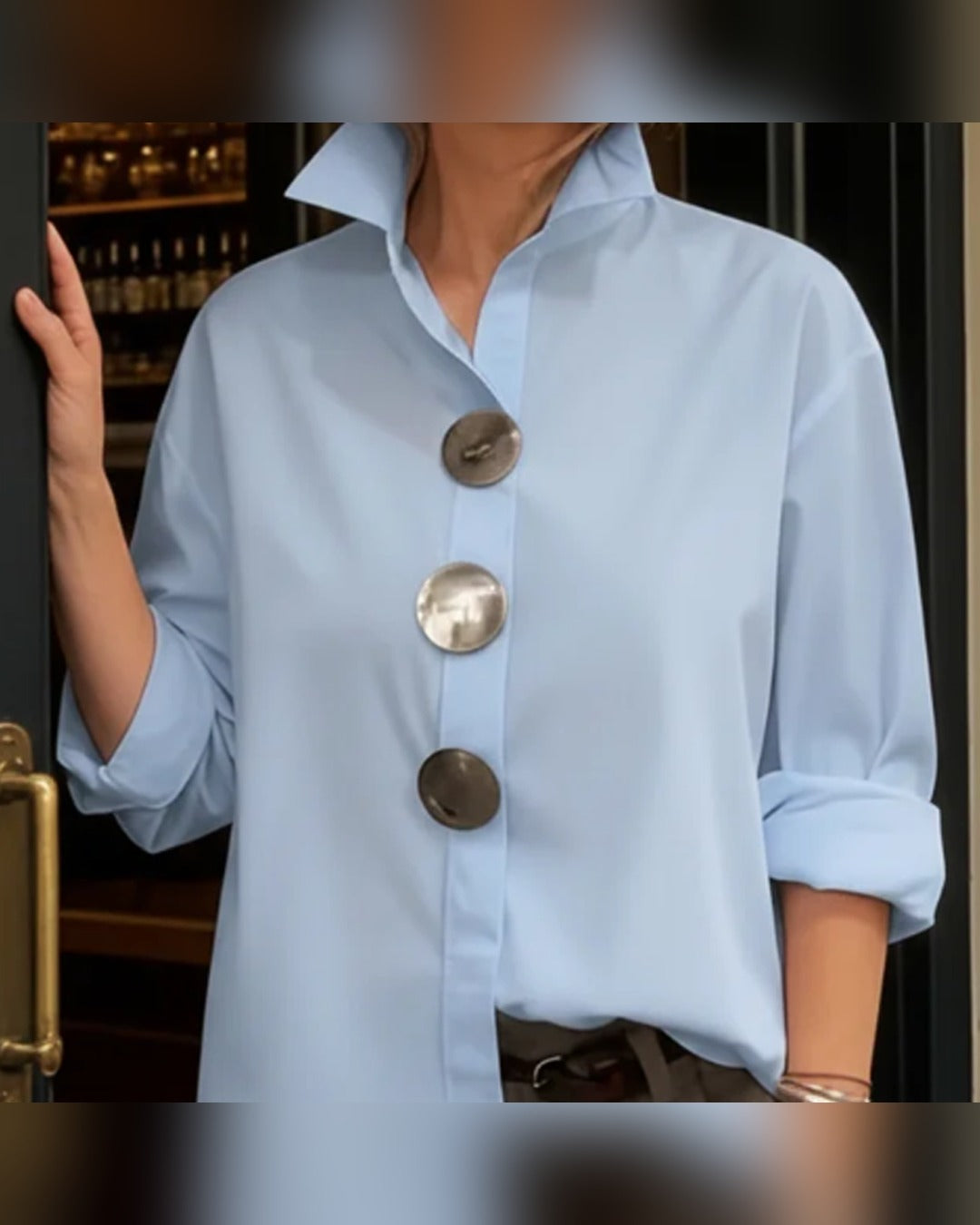 Vroni | Oversize-Bluse mit Zierknöpfen – Ansicht 3